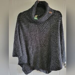 Roots poncho new w tag OS